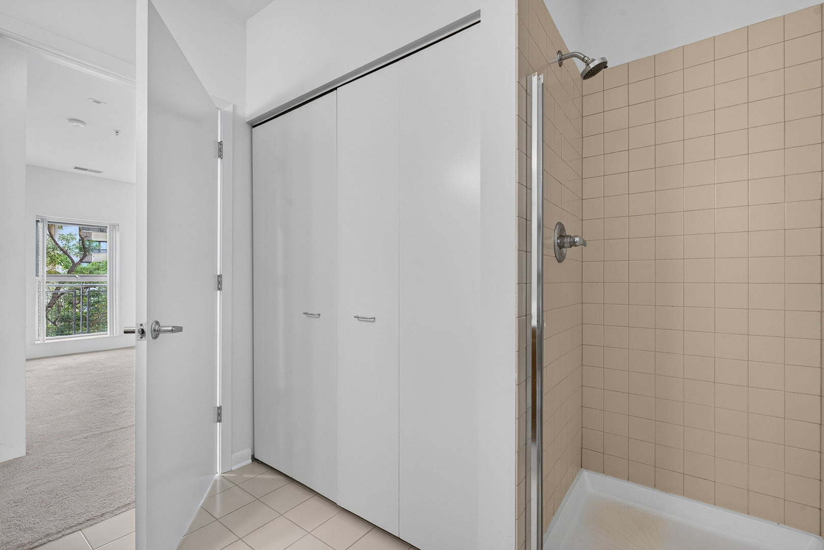 1572 Maple Avenue 406 Property Photo 18