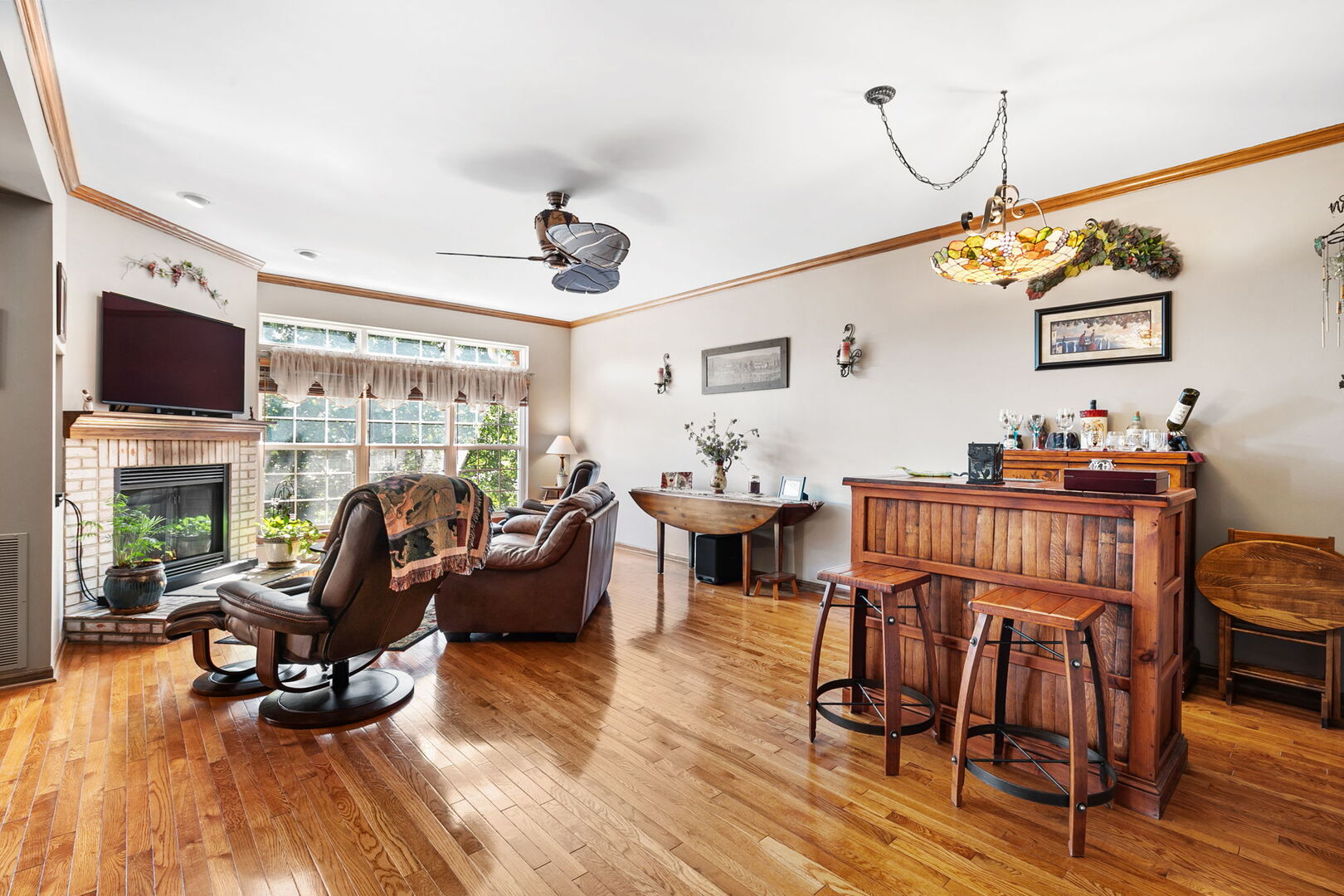 338 Veneto Property Photo 2