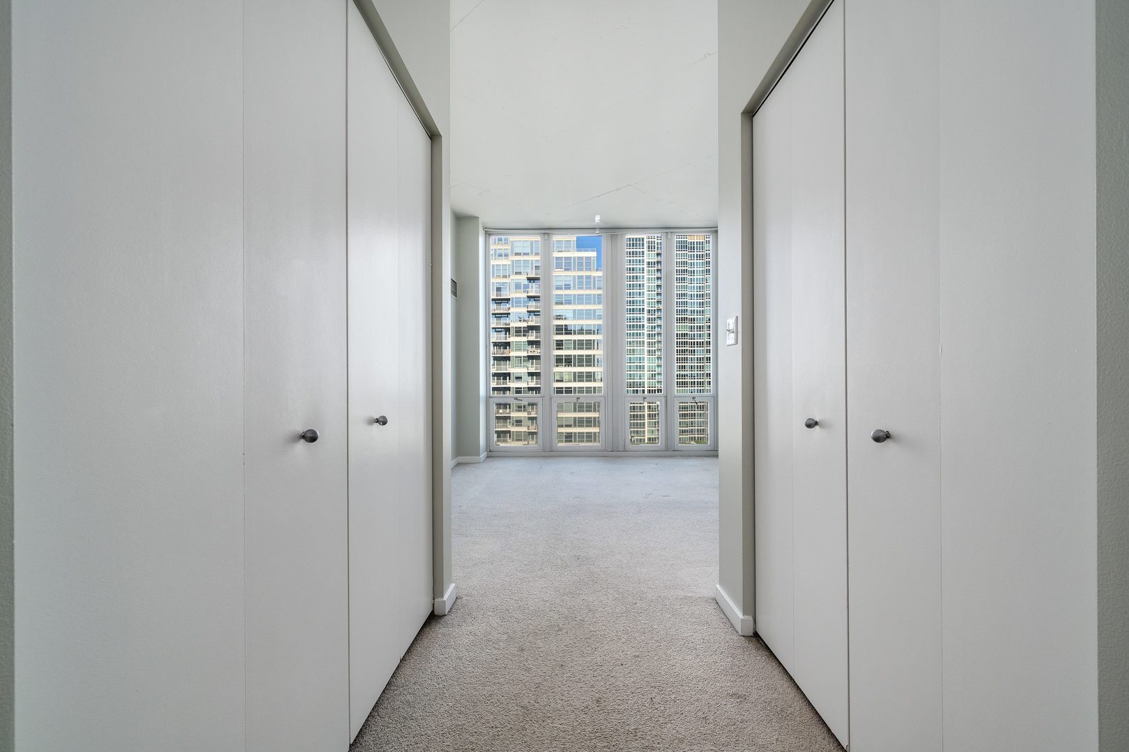 1600 S Indiana Avenue 1308 Property Photo 17