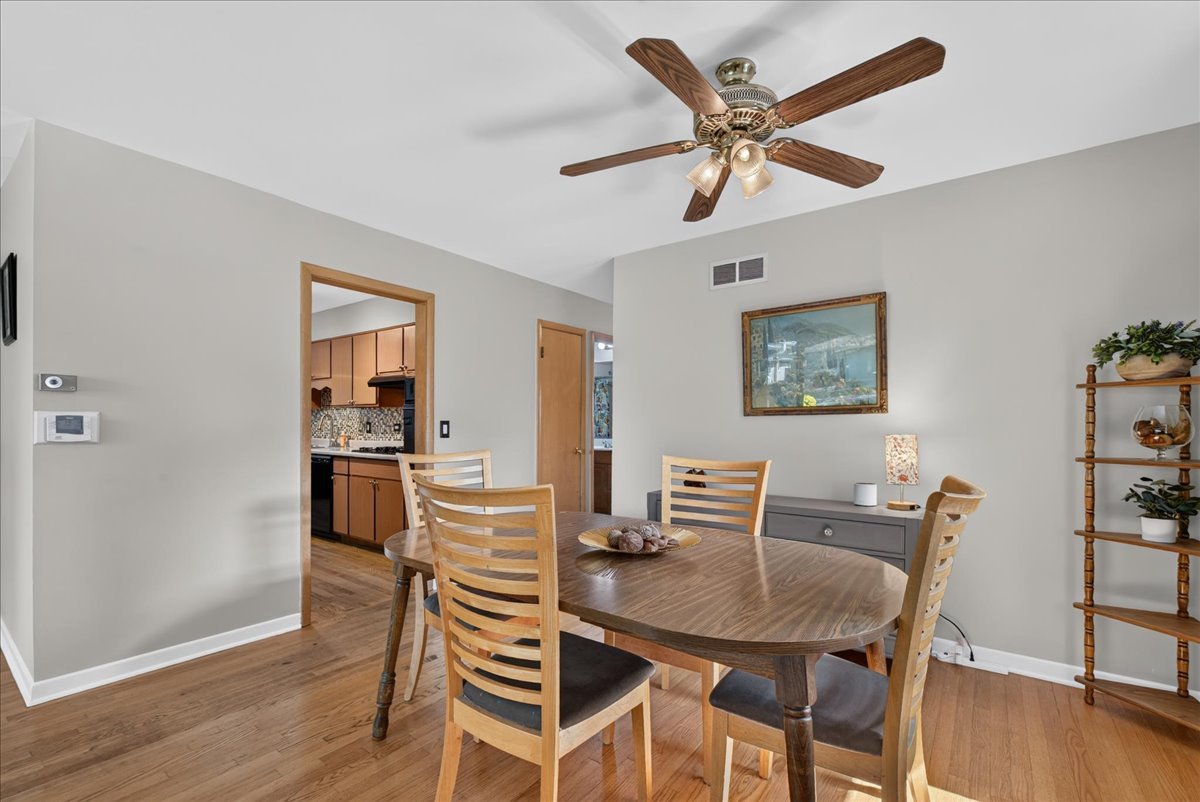 913 S Lancaster Street Property Photo 10