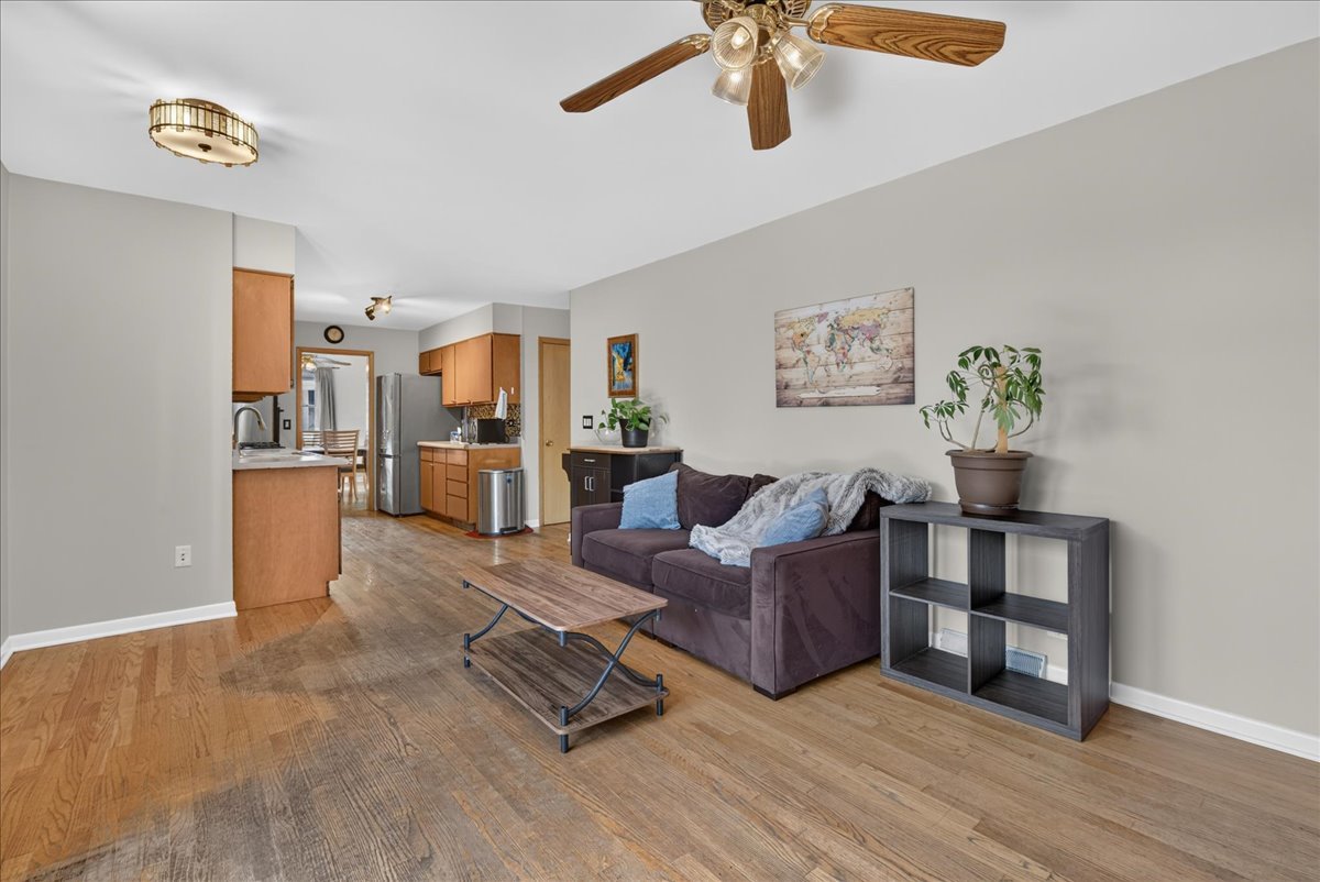 913 S Lancaster Street Property Photo 19