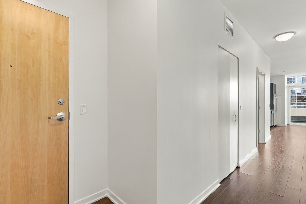 1345 S Wabash Avenue 812 Property Photo 14