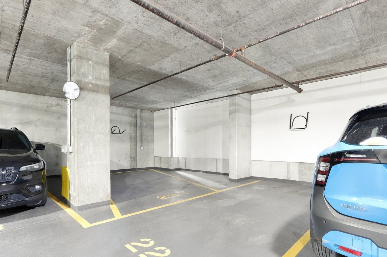1345 S Wabash Avenue 812 Property Photo 15