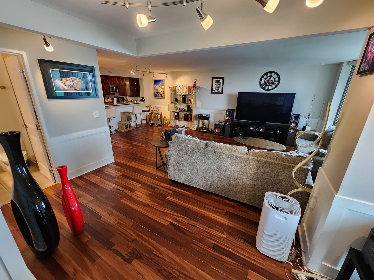 195 N Harbor Drive 2506 Property Photo 4