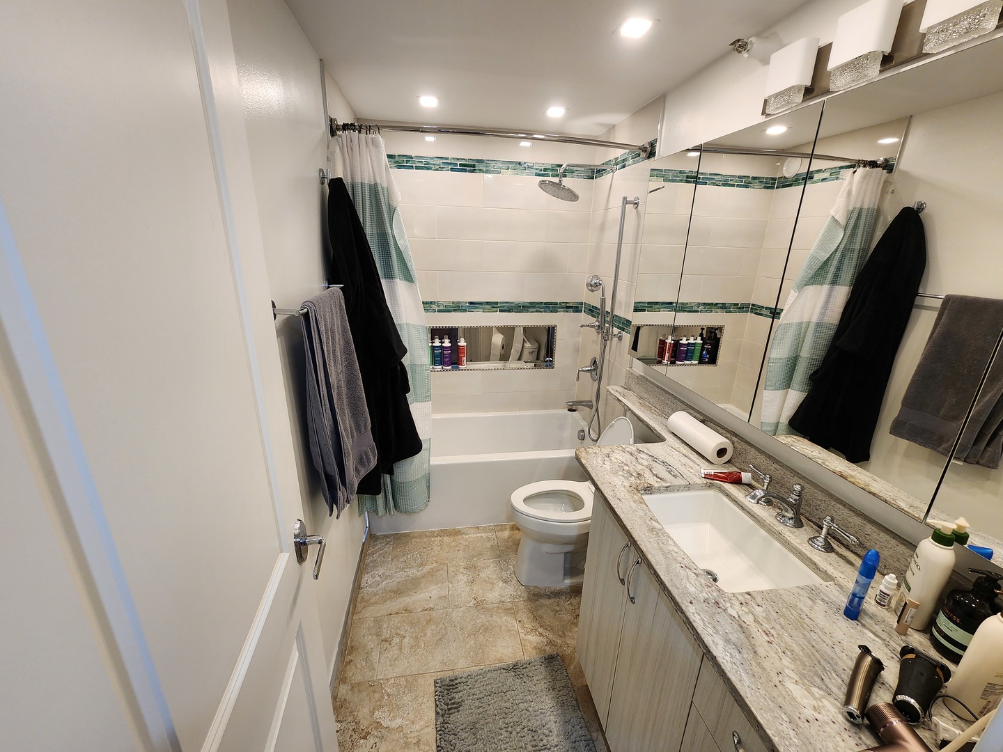 195 N Harbor Drive 2506 Property Photo 8