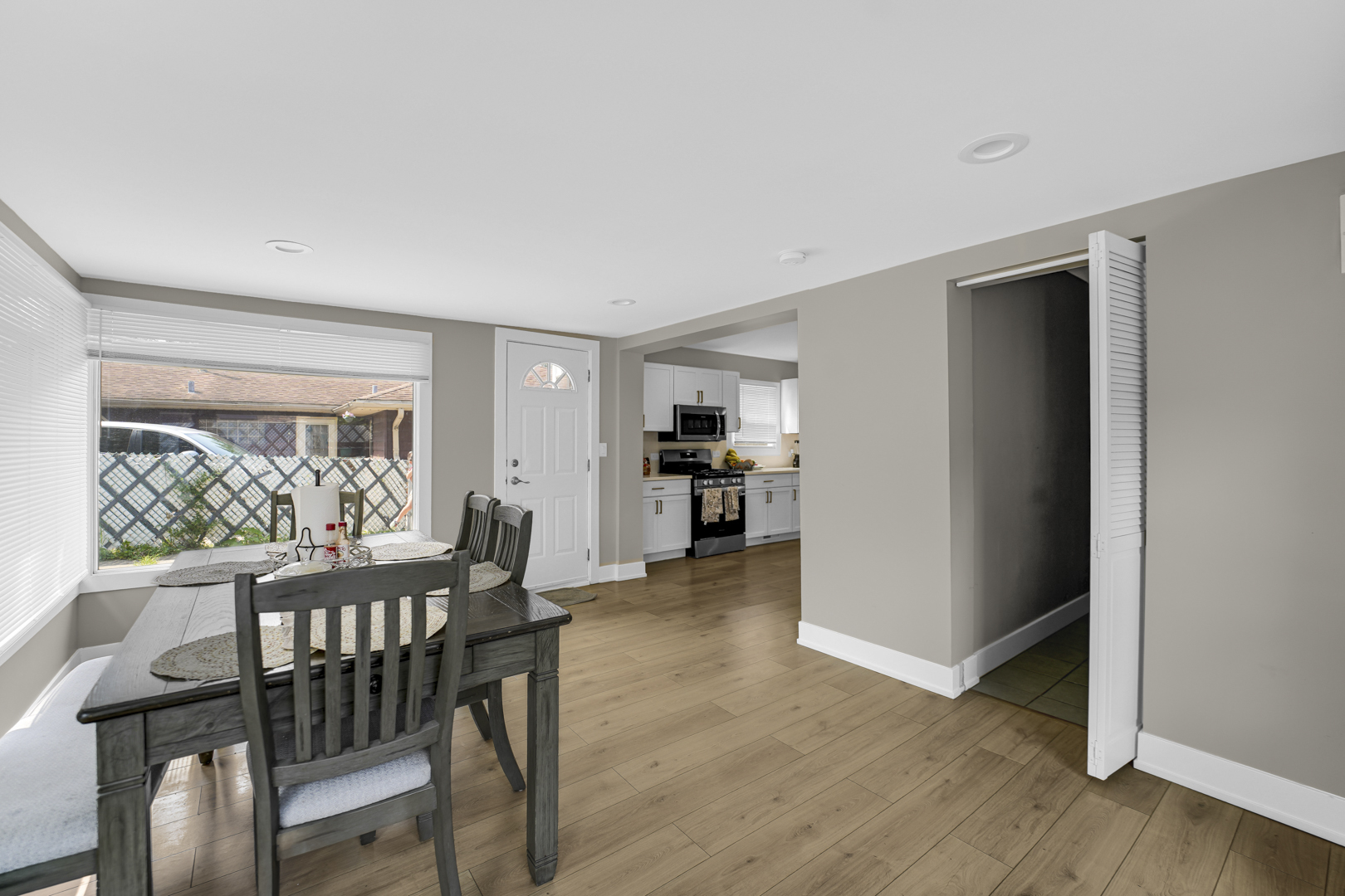 356 Miami Street Property Photo 5