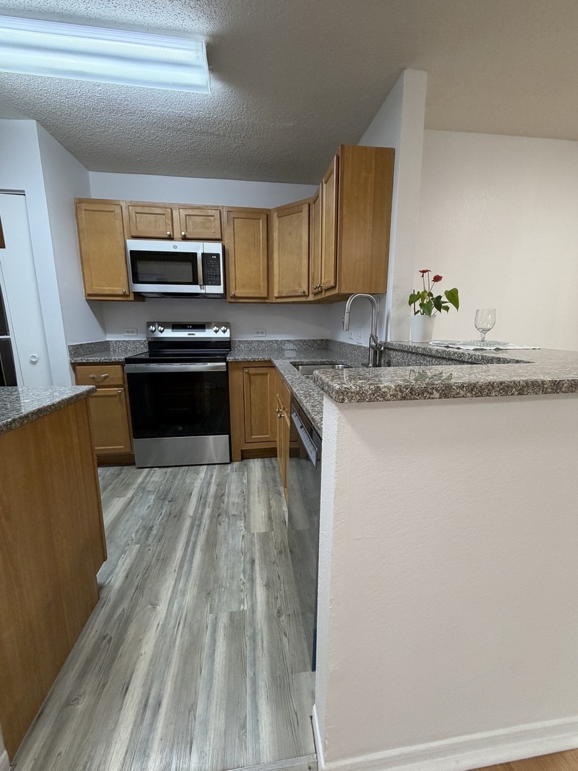 2048 N Rand Road 202 Property Photo 9