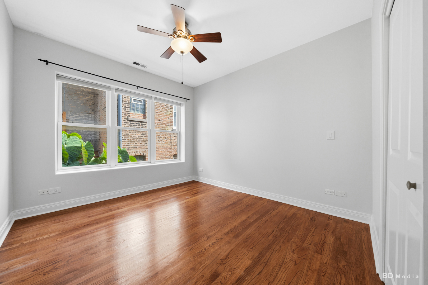 6618 N Ashland Avenue 3 Property Photo 13
