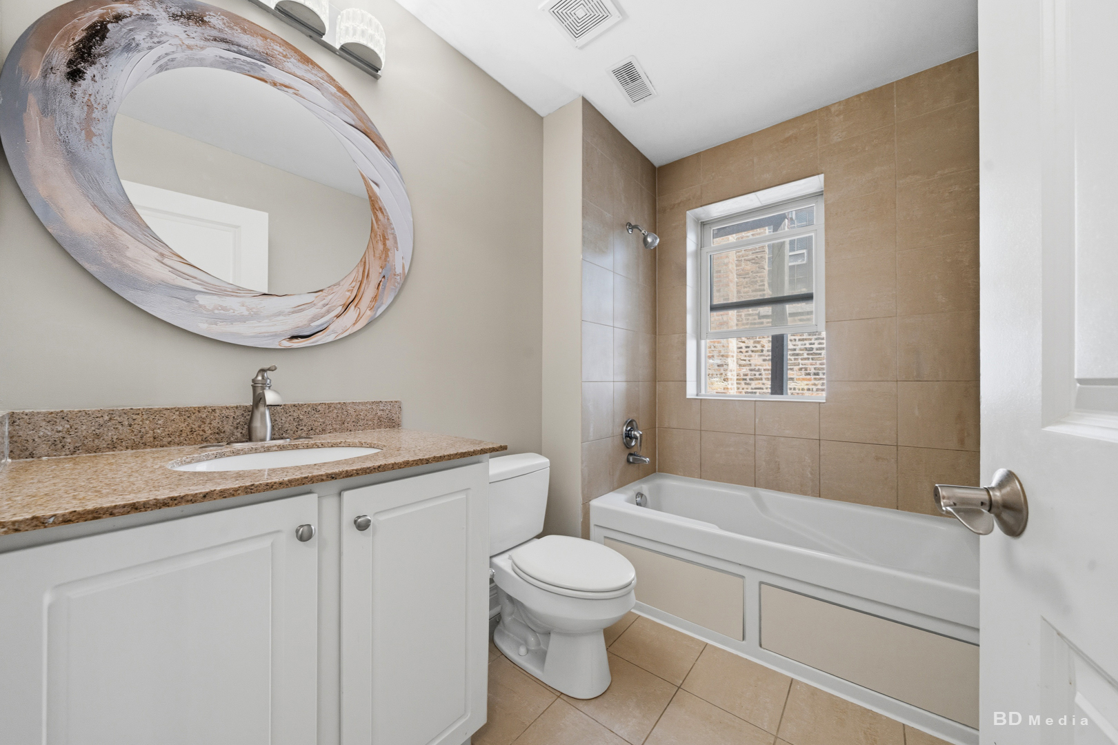 6618 N Ashland Avenue 3 Property Photo 14