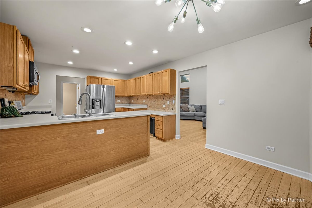 148 S Glenbrook Trail Property Photo 14