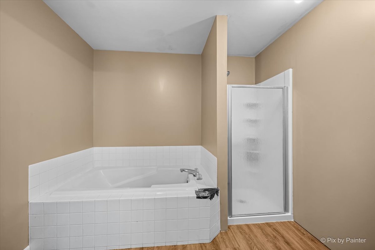 148 S Glenbrook Trail Property Photo 18