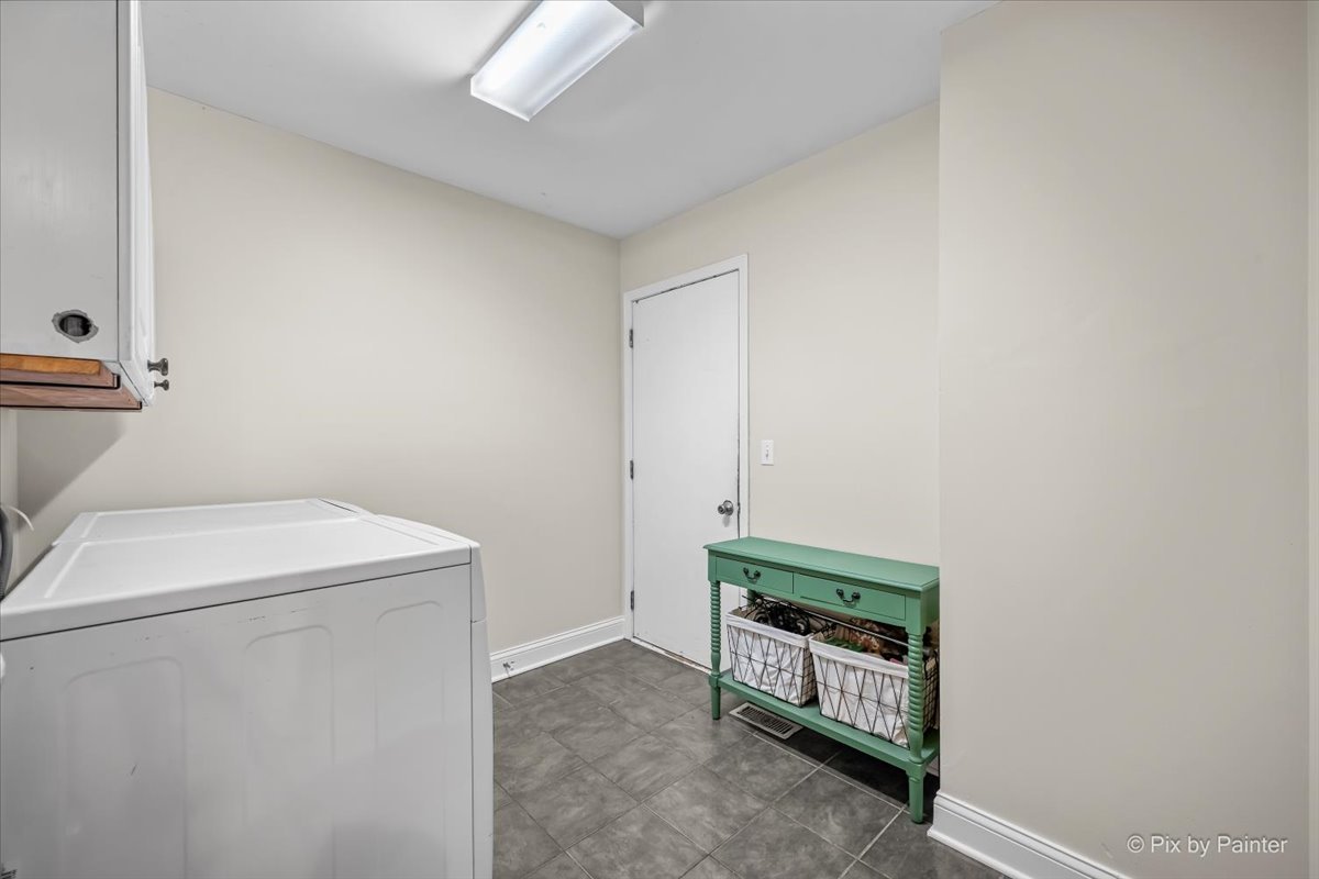 148 S Glenbrook Trail Property Photo 23