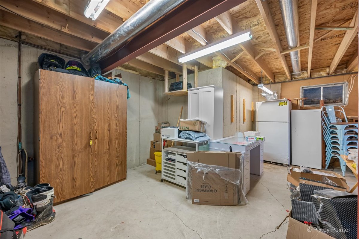148 S Glenbrook Trail Property Photo 37