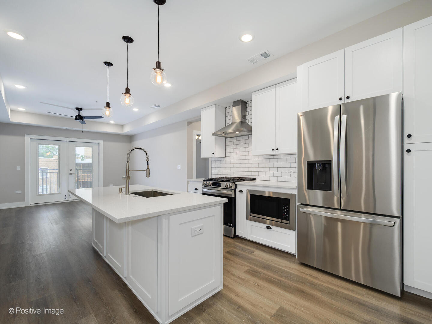 261 Washington Boulevard 305 Property Photo 3