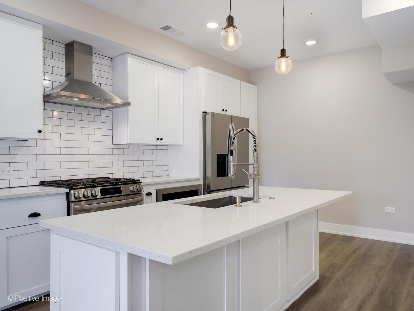 261 Washington Boulevard 305 Property Photo 4