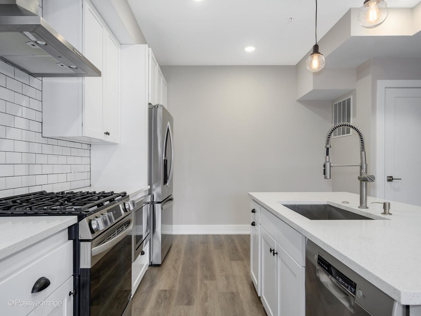 261 Washington Boulevard 305 Property Photo 6