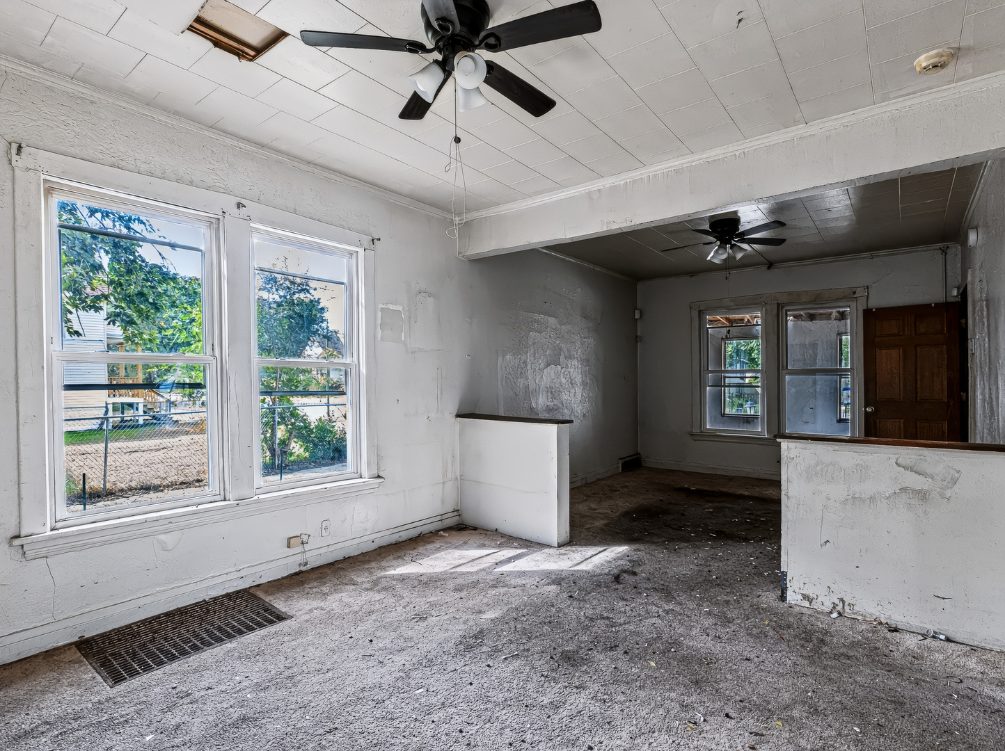 11723 S Stewart Avenue Property Photo 7