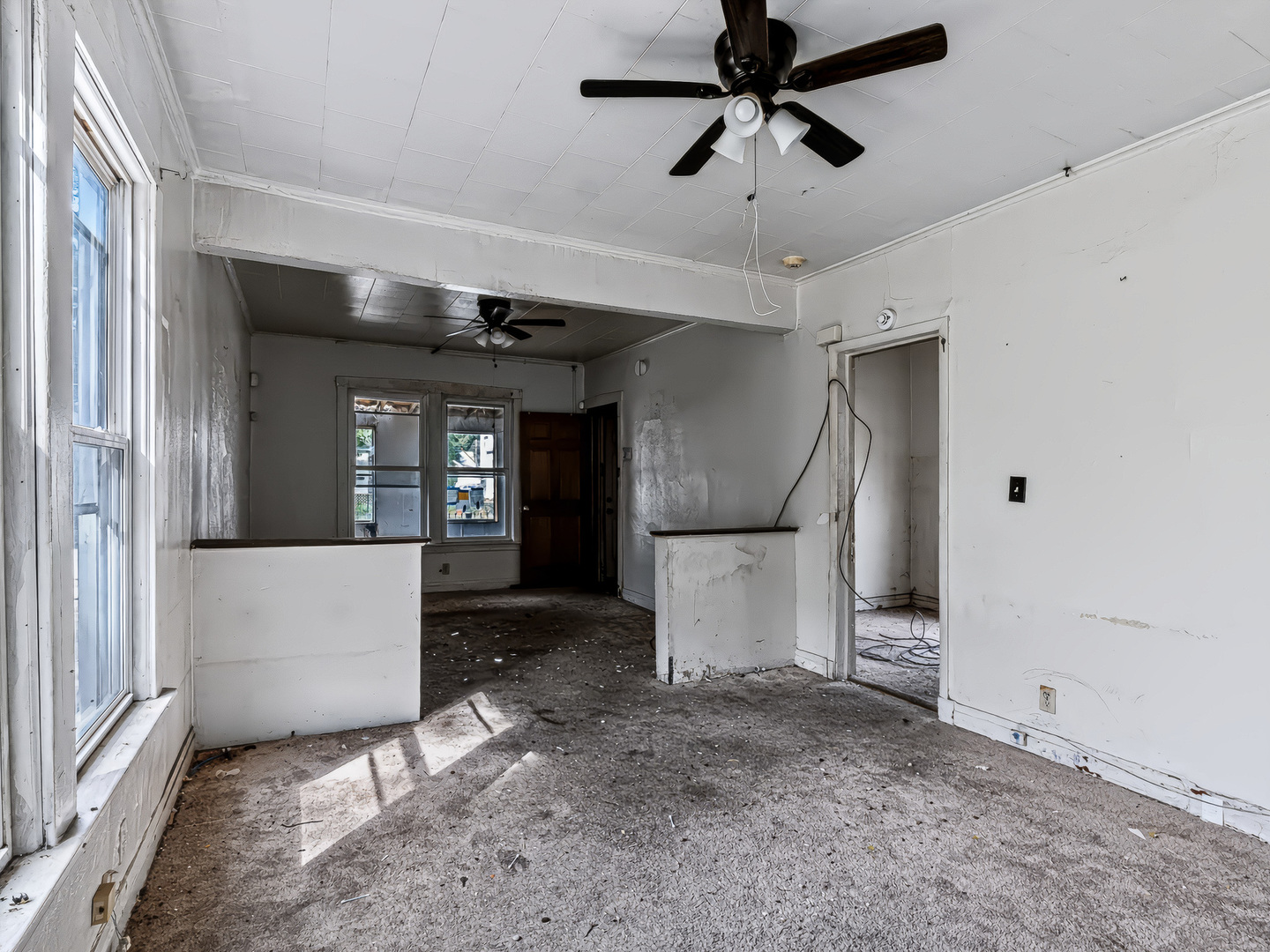 11723 S Stewart Avenue Property Photo 8