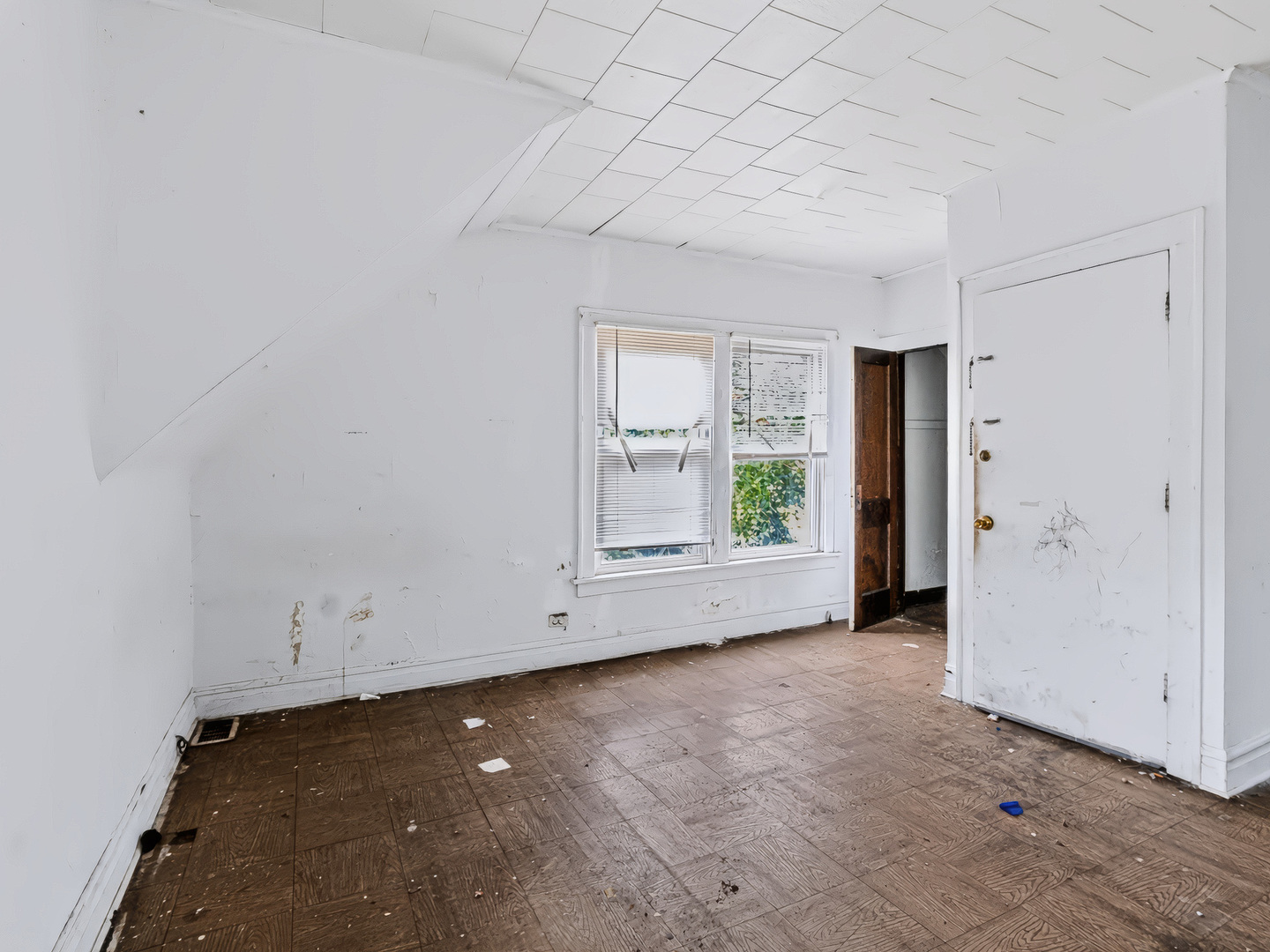 11723 S Stewart Avenue Property Photo 17