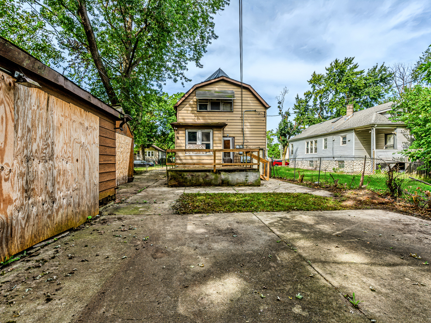 11723 S Stewart Avenue Property Photo 25