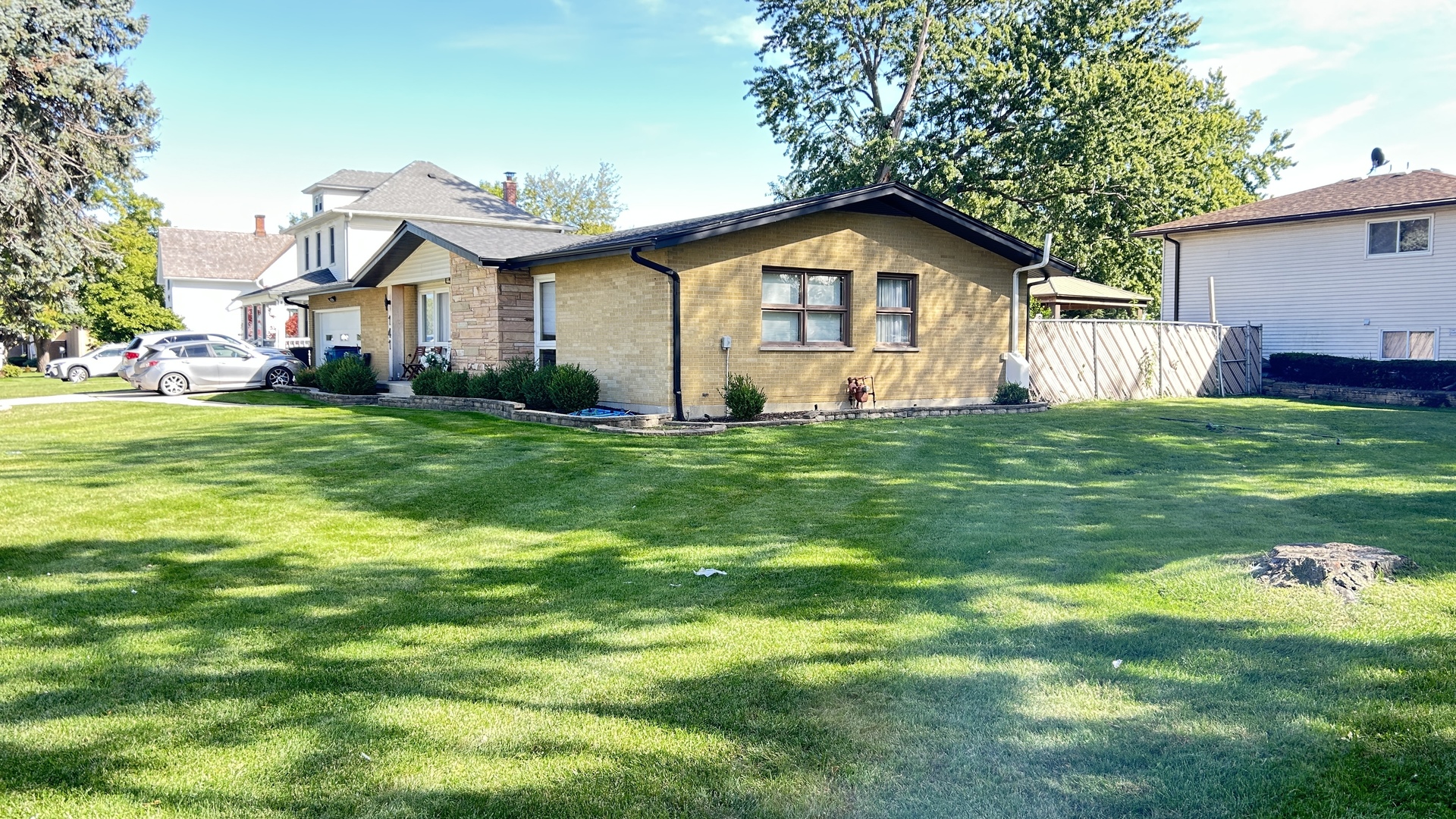 141 W Army Trail Boulevard Property Photo 9
