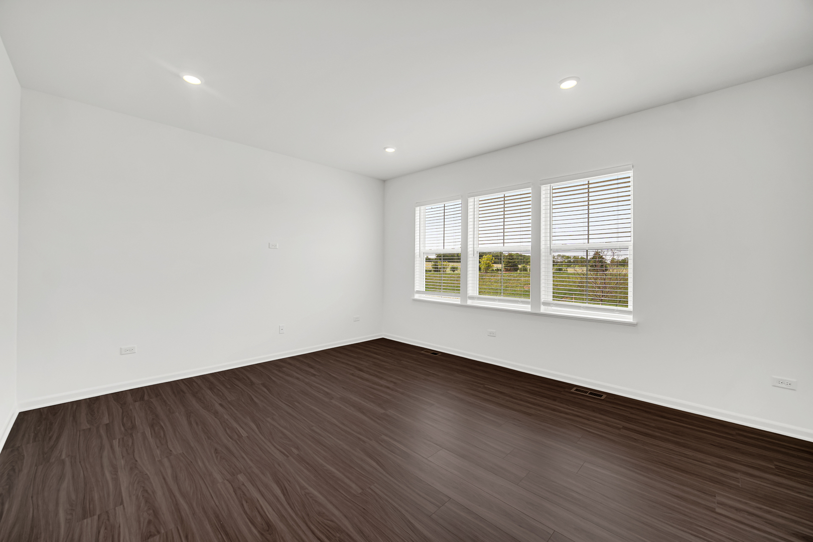 349 Danforth Drive Property Photo 9