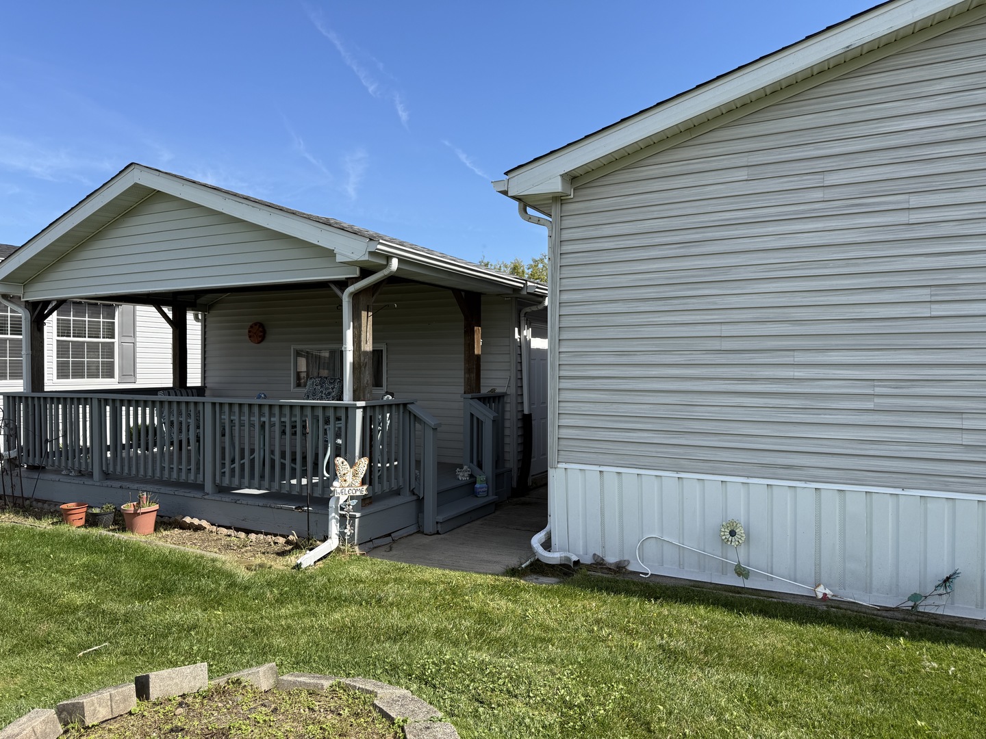 383 Marigold Circle Property Photo 3