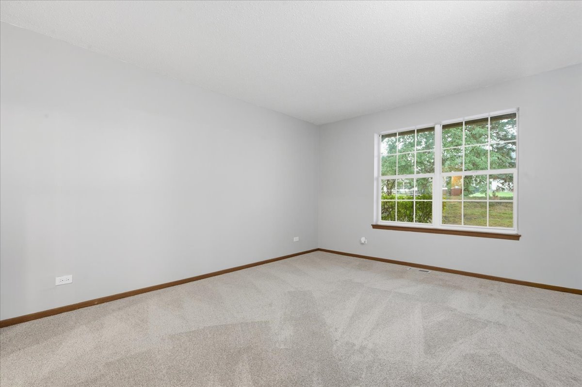 922 W Happfield Drive Property Photo 15