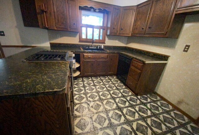 13090 River Road Property Photo 5