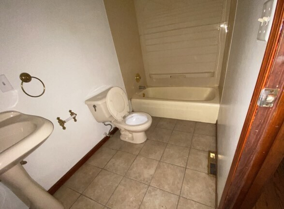 13090 River Road Property Photo 14
