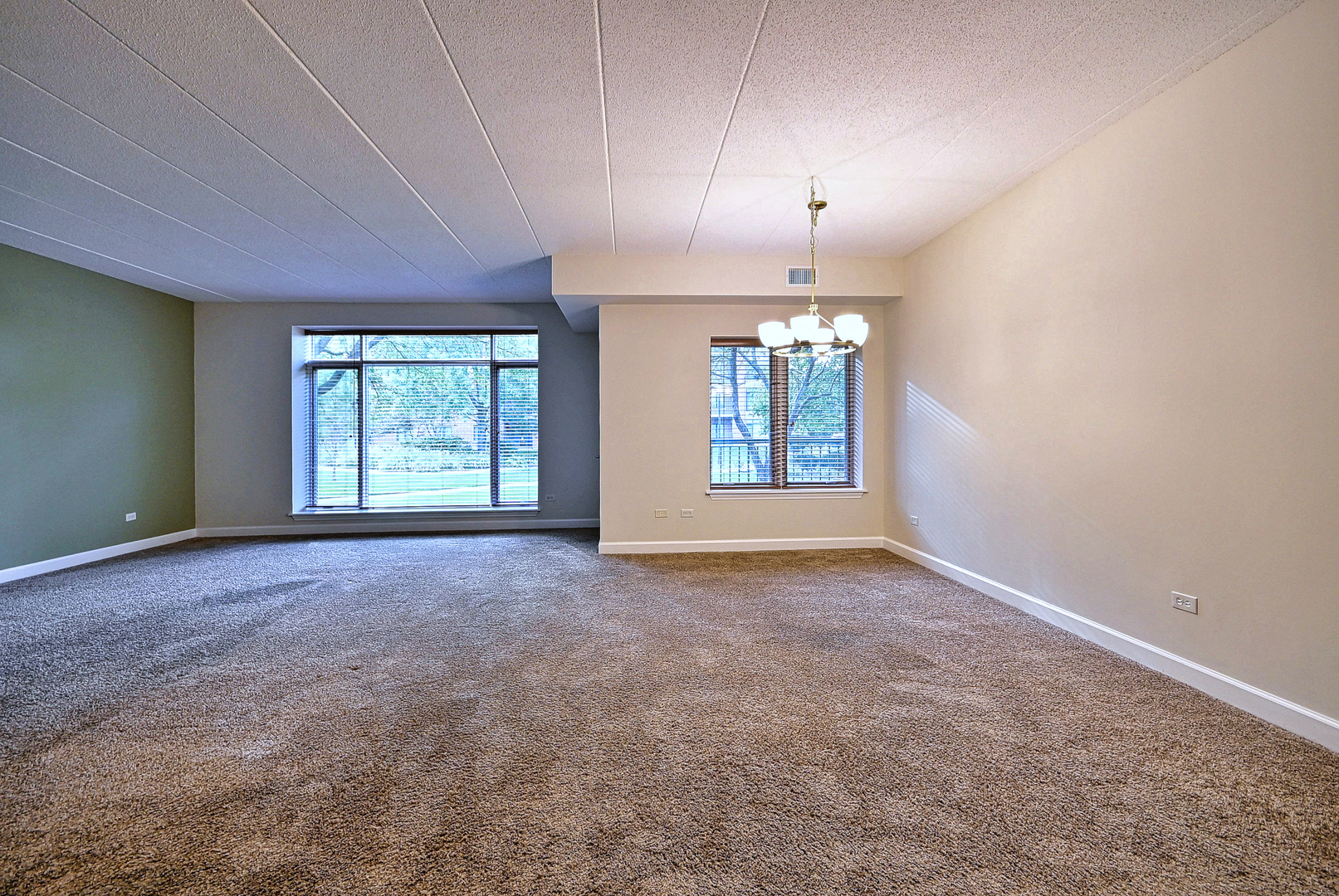 875 E 22nd Street 104 Property Photo 12