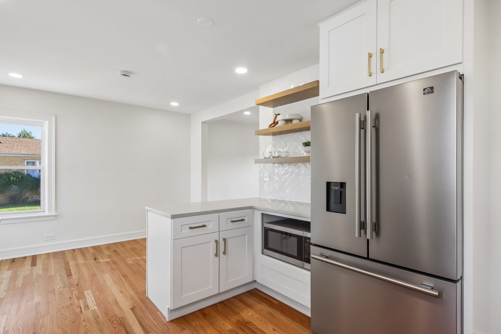 7659 S Hoyne Avenue Property Photo 12