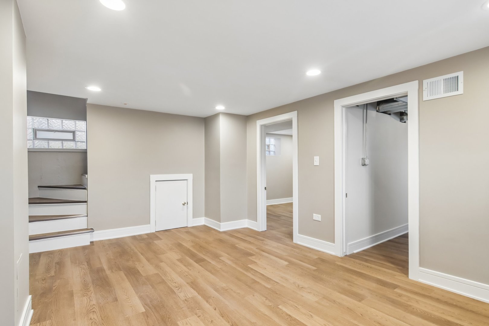 7659 S Hoyne Avenue Property Photo 21