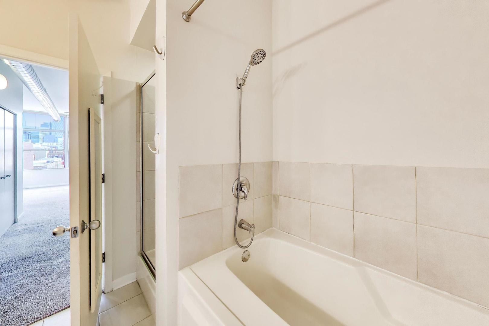 1200 W Monroe Street 603 Property Photo 13
