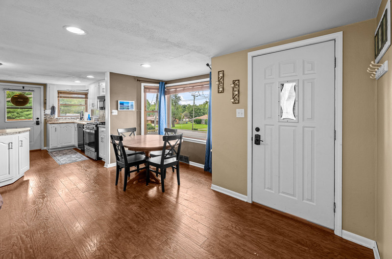 1210 N High Street Property Photo 5
