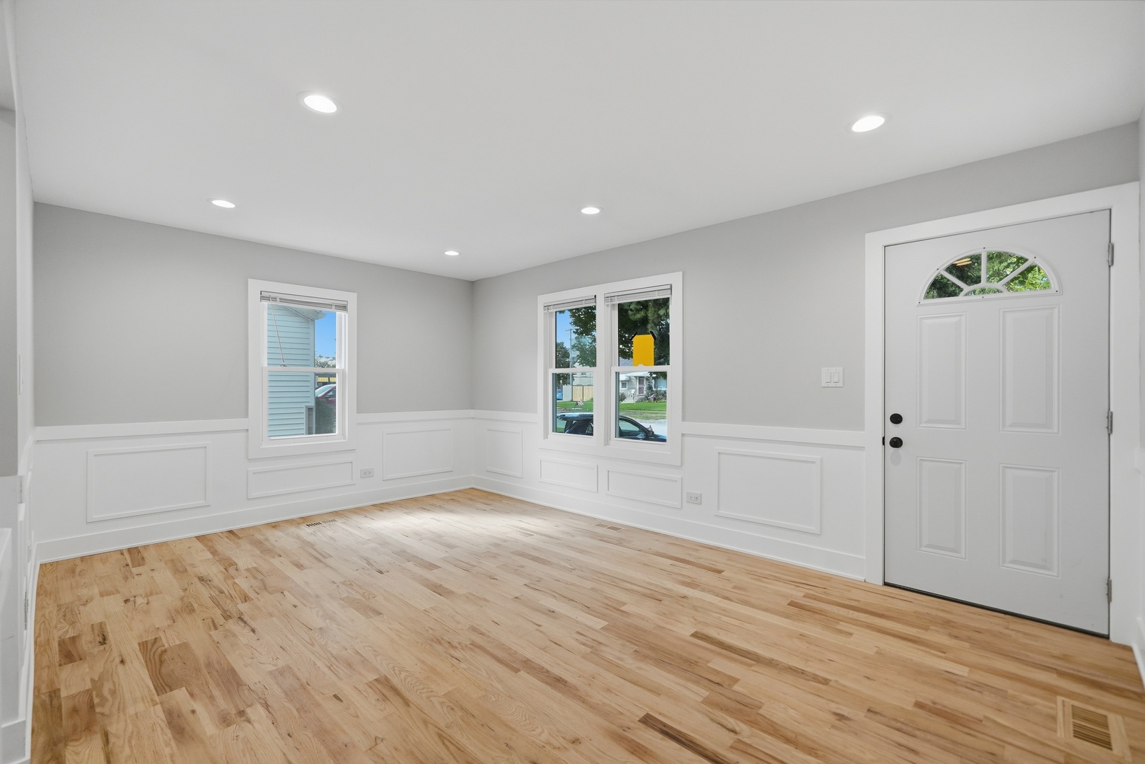 1309 Howard Avenue Property Photo 3