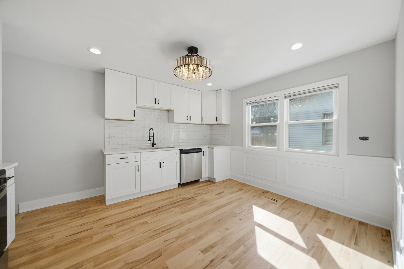 1309 Howard Avenue Property Photo 7