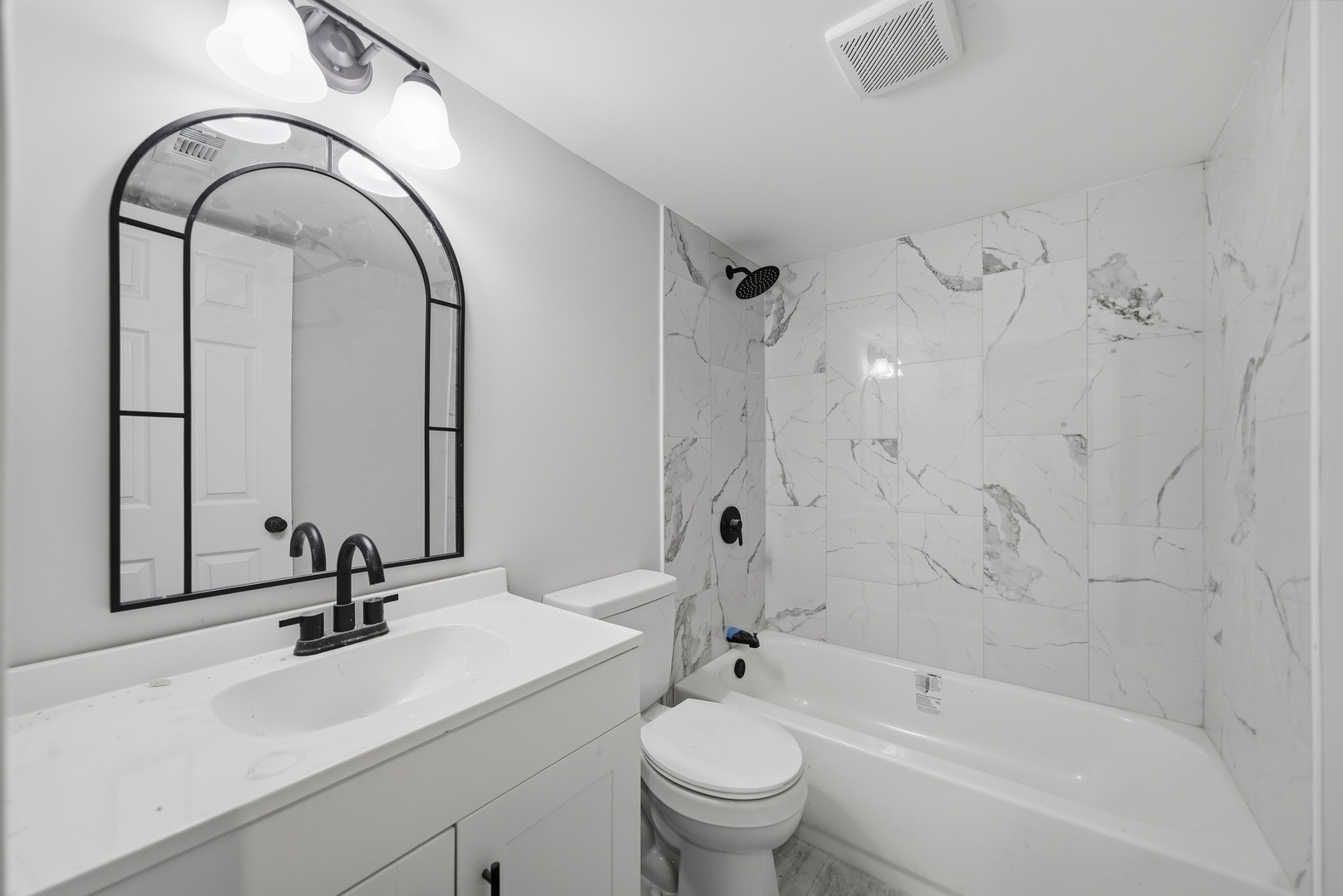 1309 Howard Avenue Property Photo 16