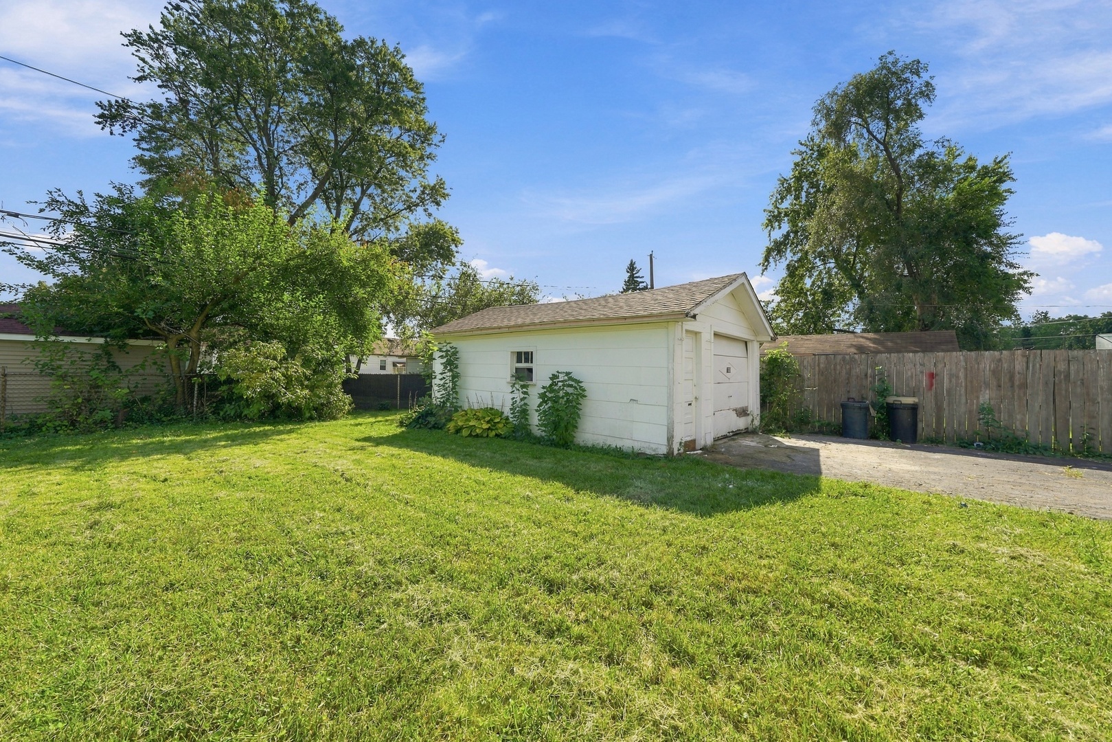 1309 Howard Avenue Property Photo 21