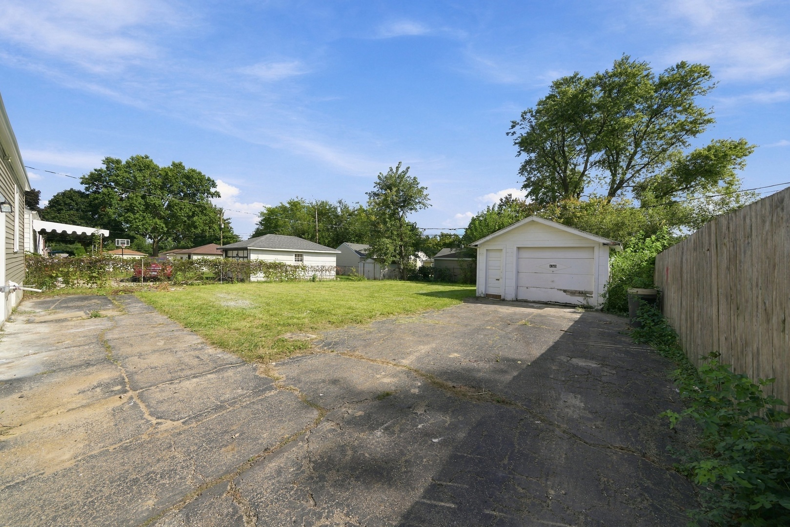 1309 Howard Avenue Property Photo 22