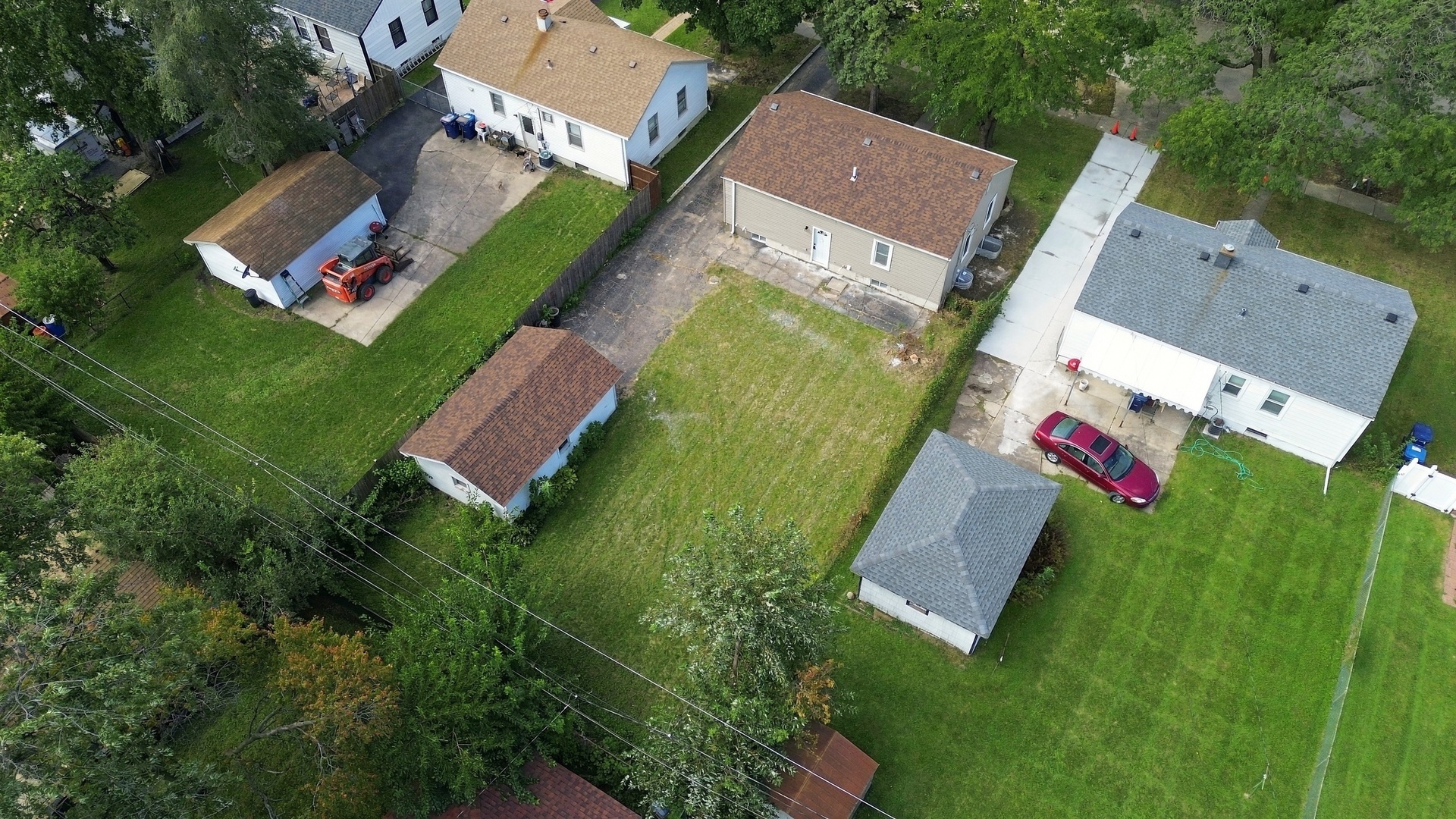 1309 Howard Avenue Property Photo 24