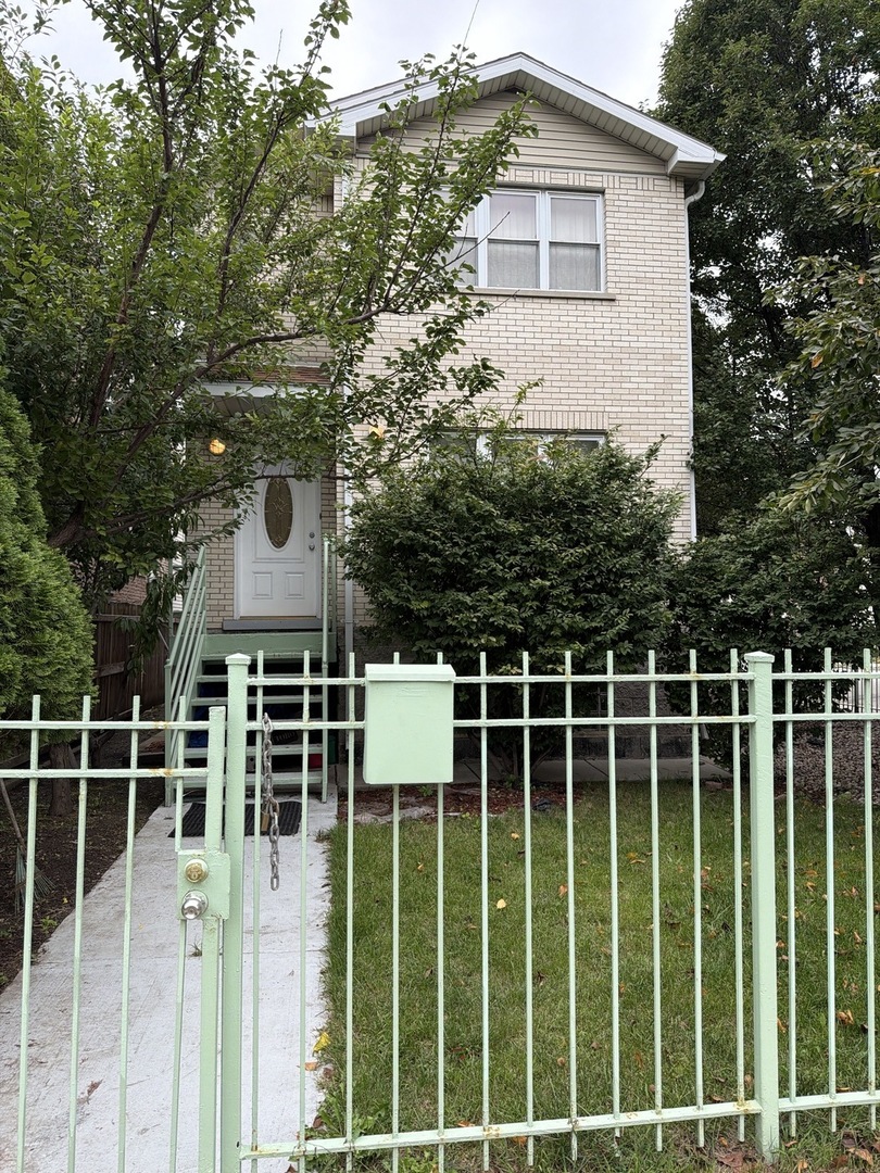 4100 W Cermak Road 1 Property Photo 1