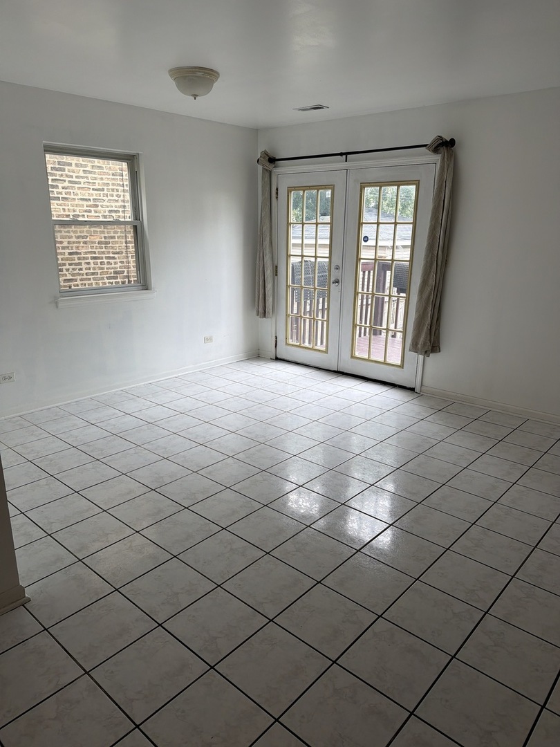 4100 W Cermak Road 1 Property Photo 8