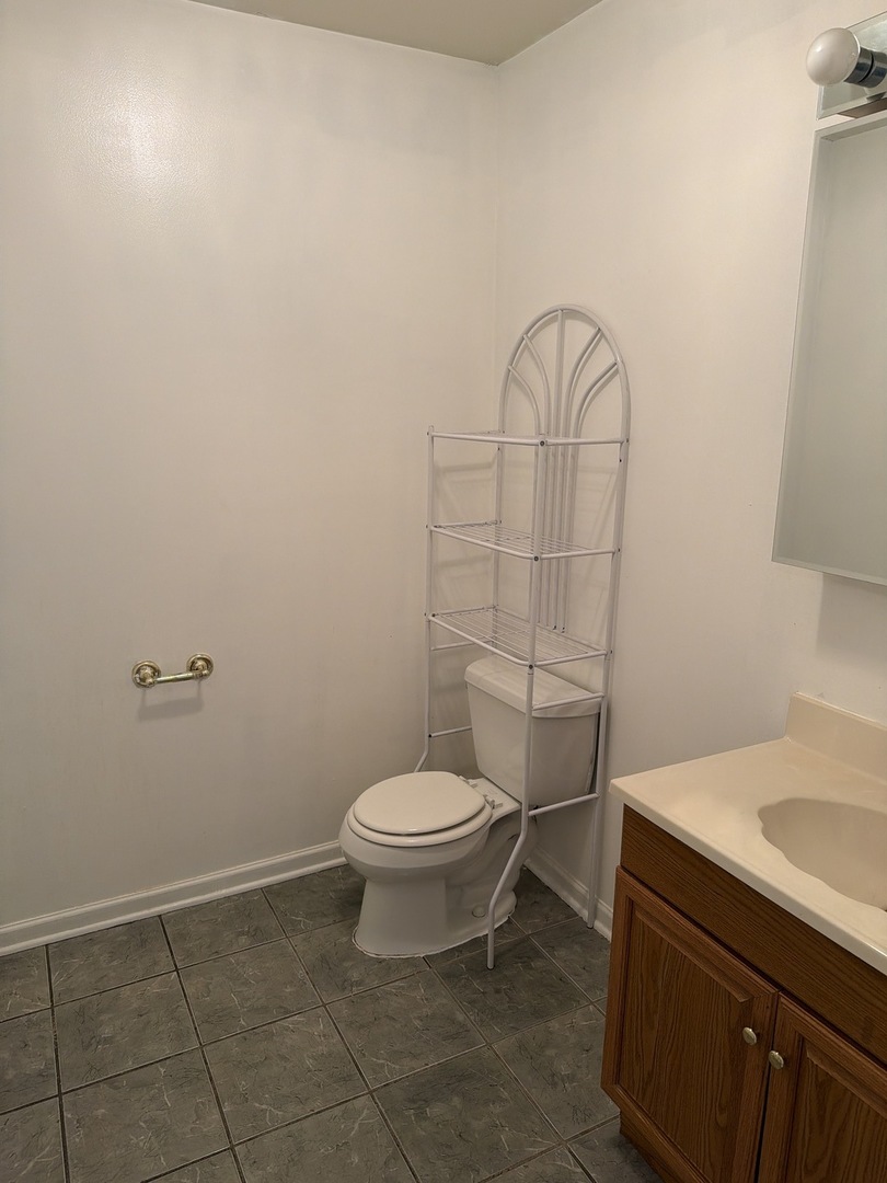 4100 W Cermak Road 1 Property Photo 12