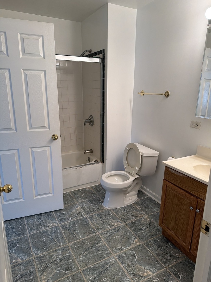 4100 W Cermak Road 1 Property Photo 22