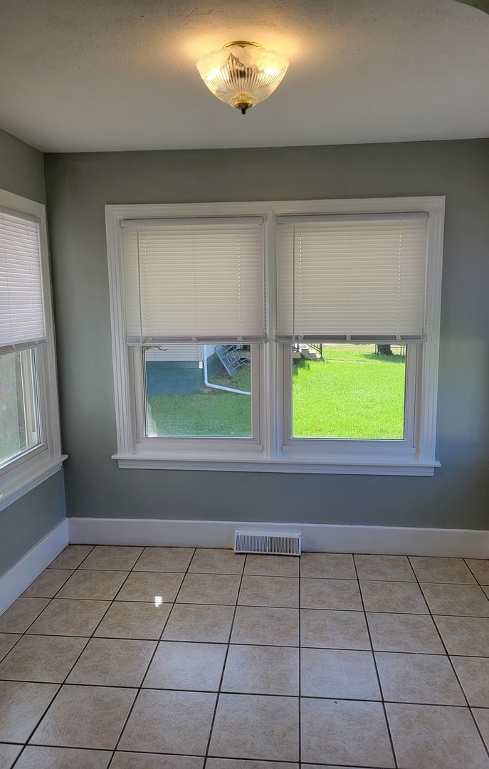 1734 Davie Street Property Photo 10