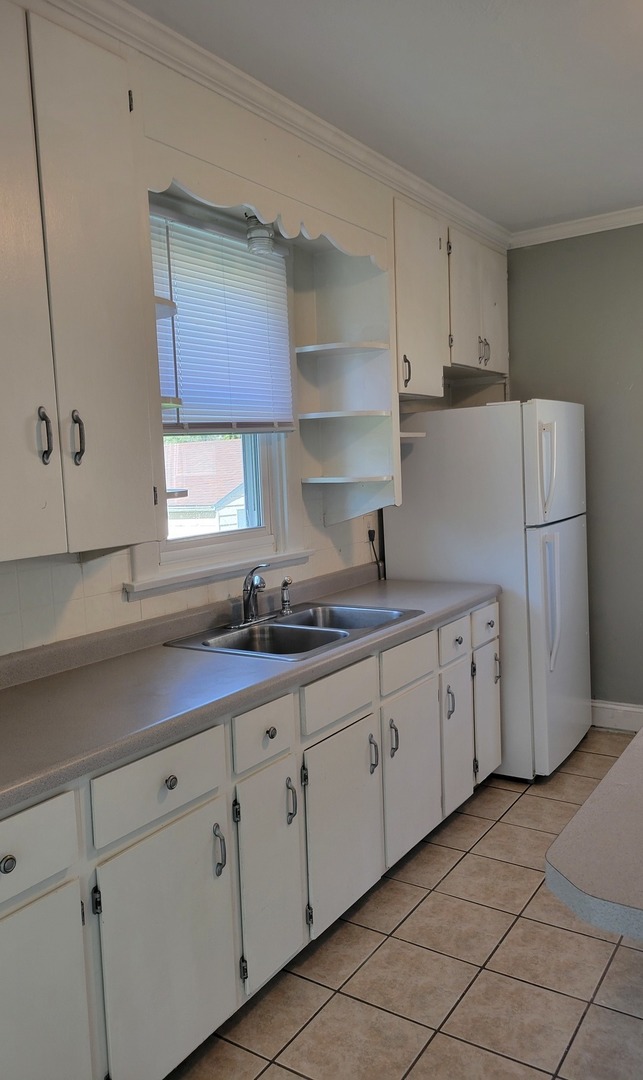 1734 Davie Street Property Photo 12