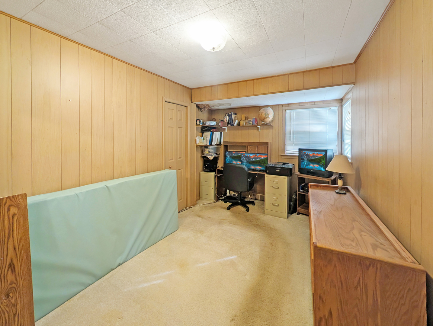 58 N Lake Avenue Property Photo 10