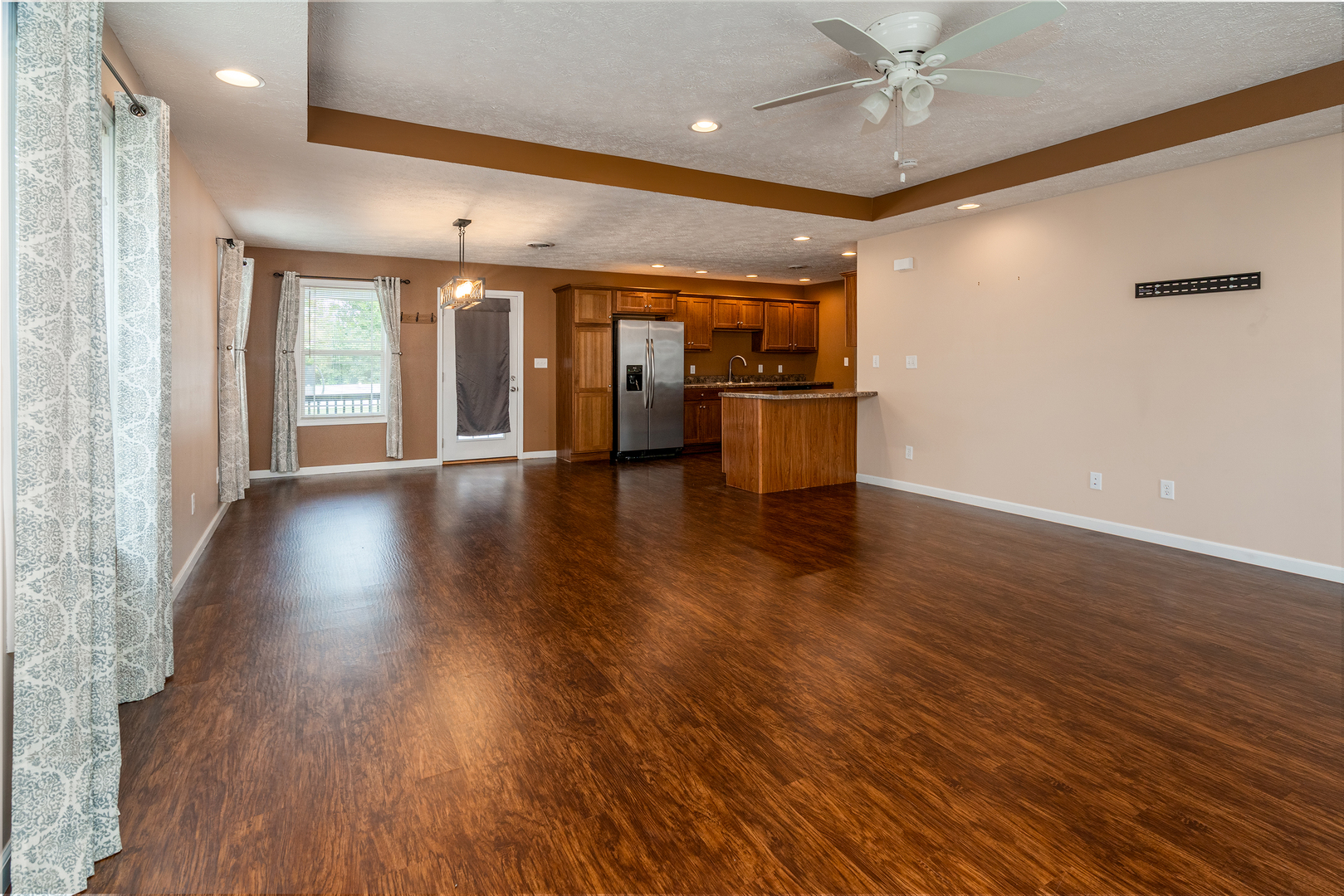 1505 Dew Drop Drive Property Photo 6