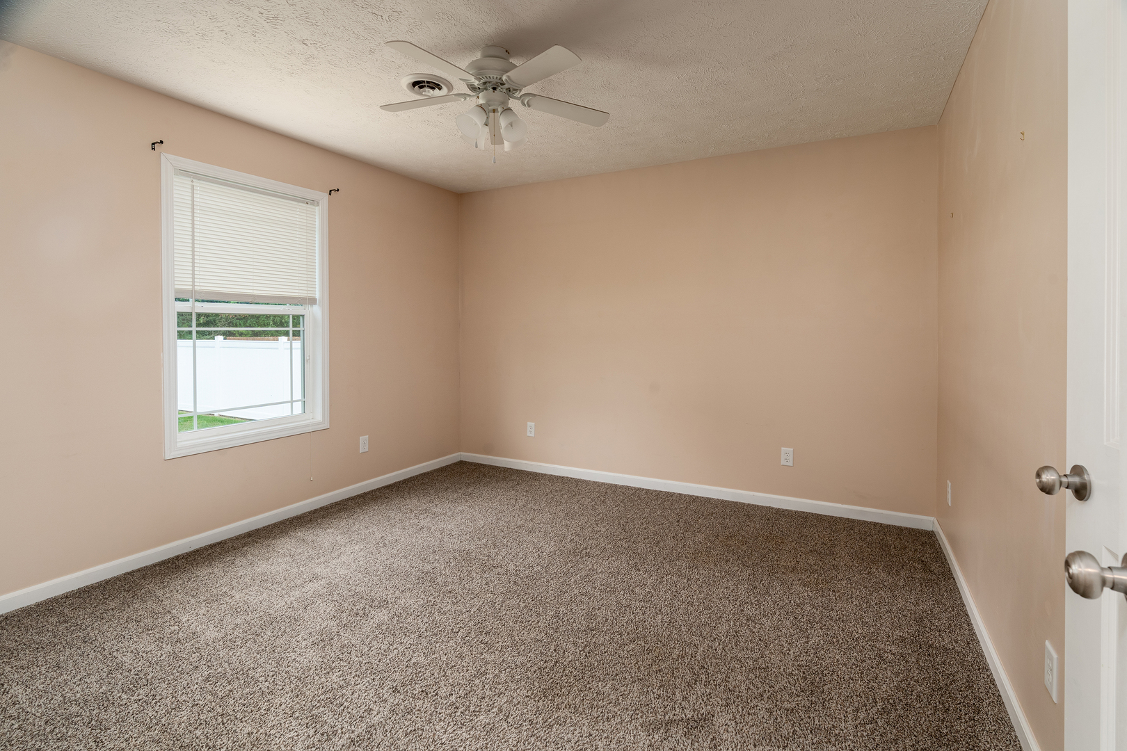 1505 Dew Drop Drive Property Photo 21